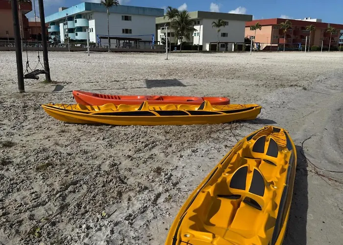 Apartamento Condomínio Golden Lake Arraial do Cabo - RJ